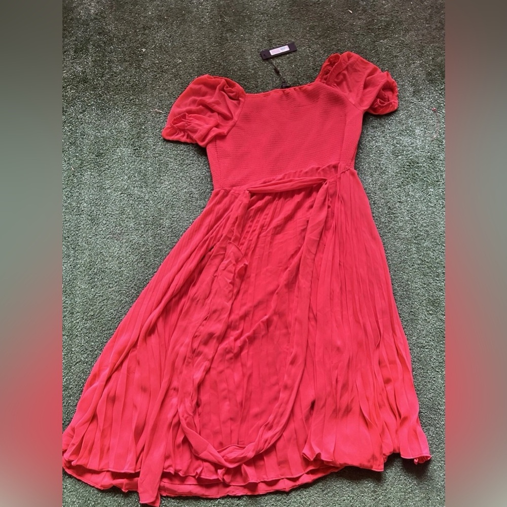 Donna Karan New York Flame Puff Sleeve Smocked Pleated Dress Size 16